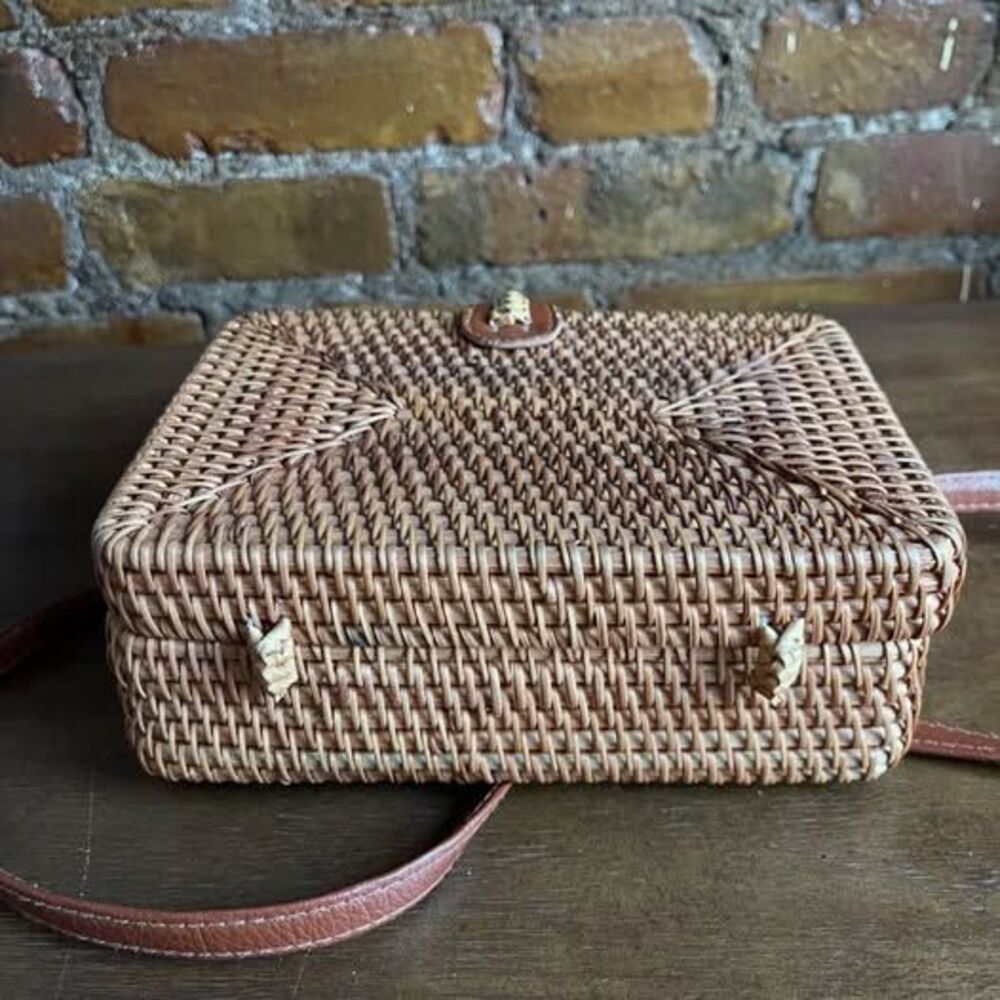 Mini Woven Rattan Square Bag - Picture 7 of 10